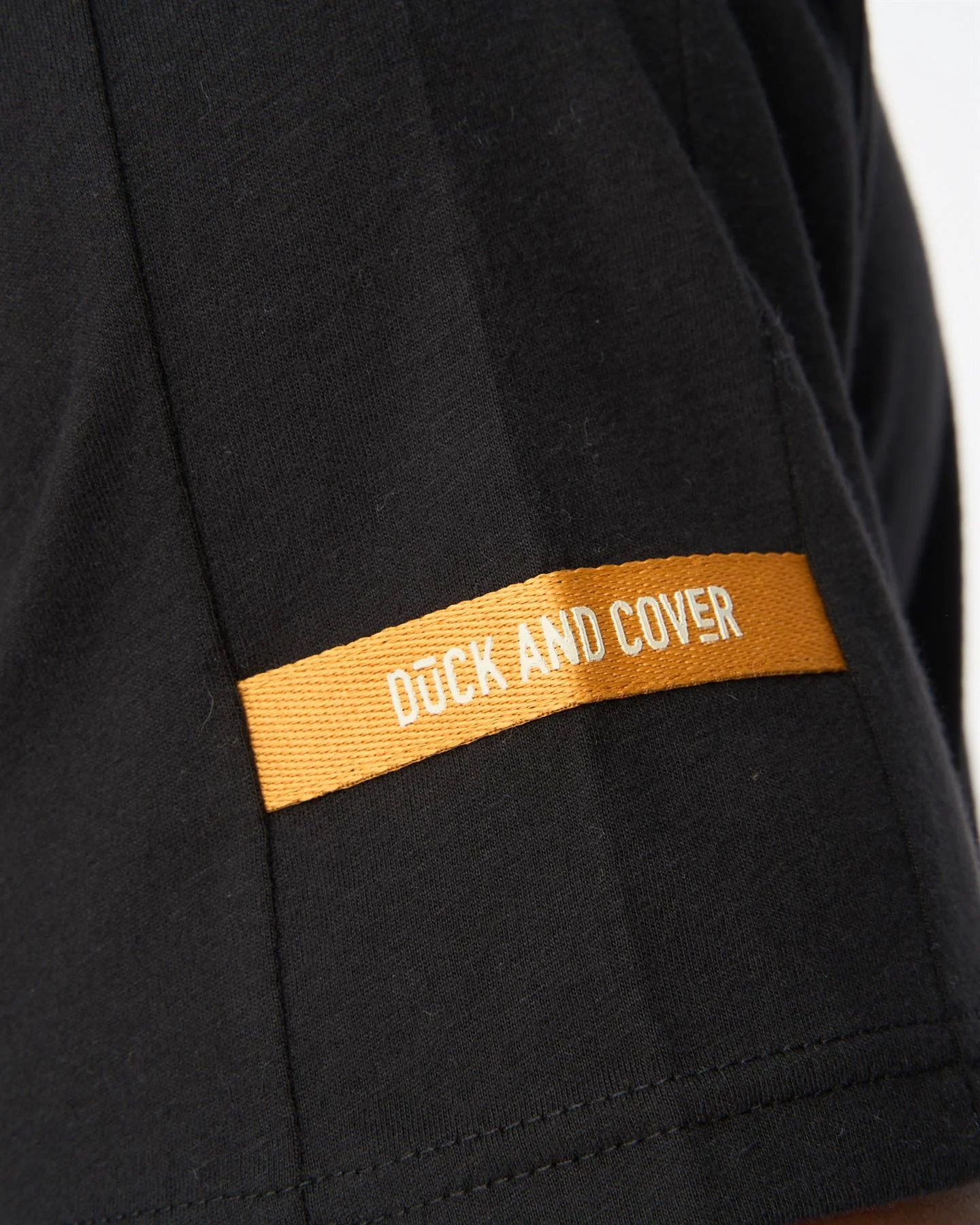 Ambridge T-Shirt Black - Image 7