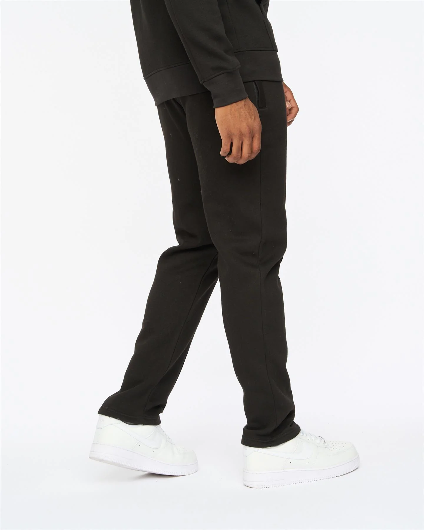 Chattamere Joggers Black - Image 4