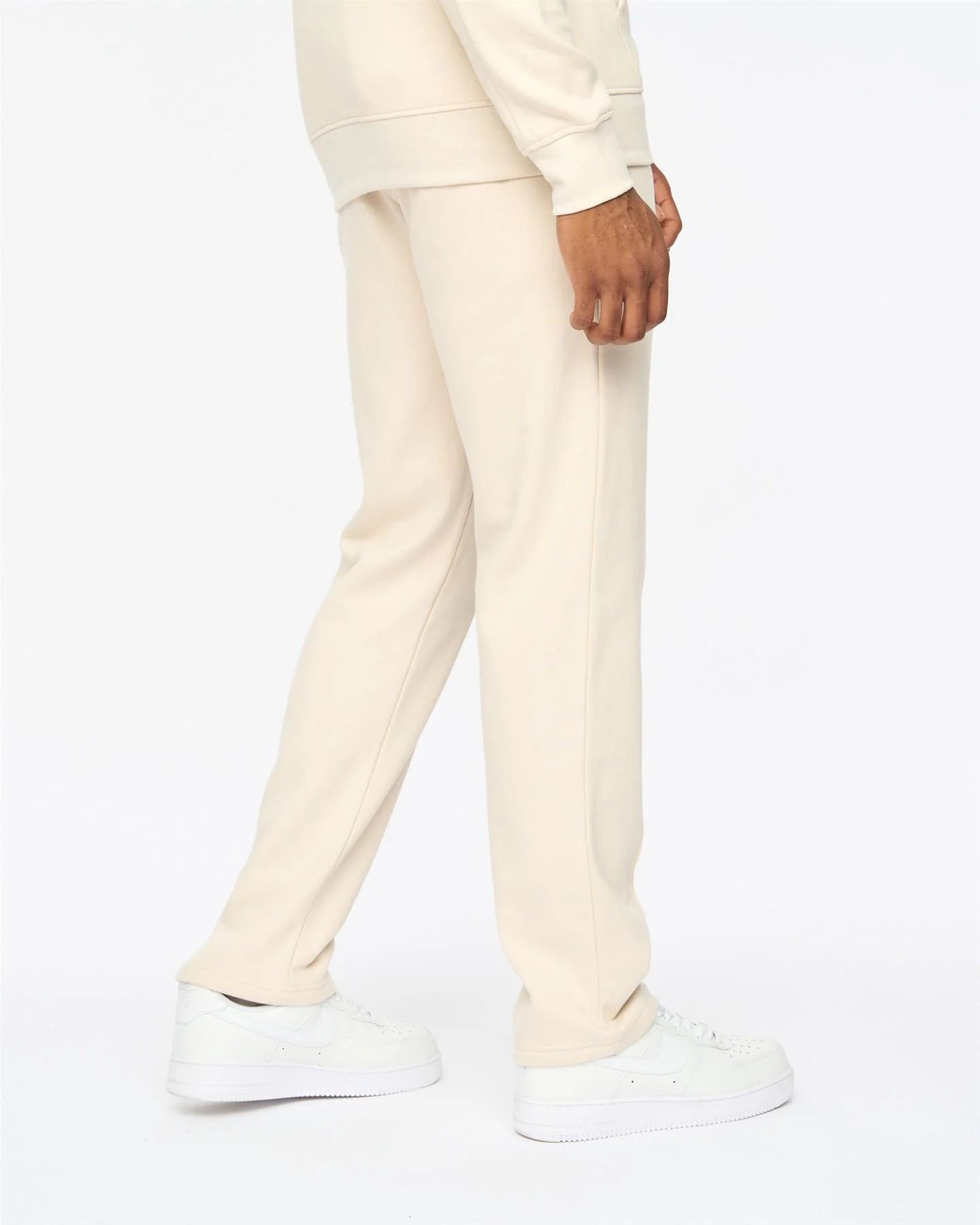 Chattamere Joggers Off White - Image 4