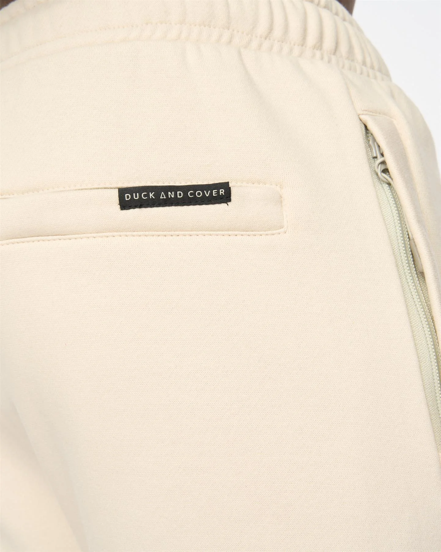 Chattamere Joggers Off White - Image 8