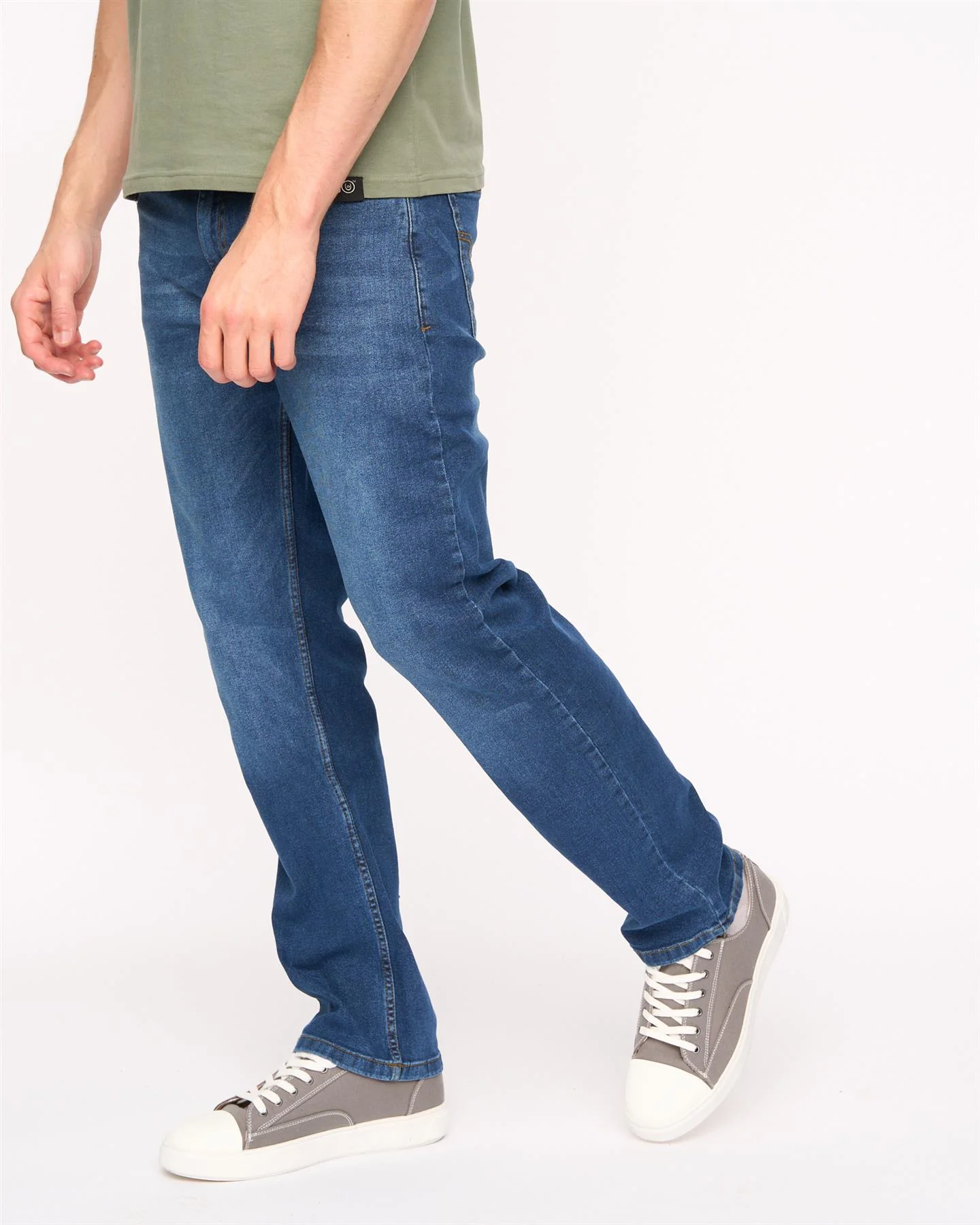 Crestline Straight Leg Jeans Mid Wash - Image 2