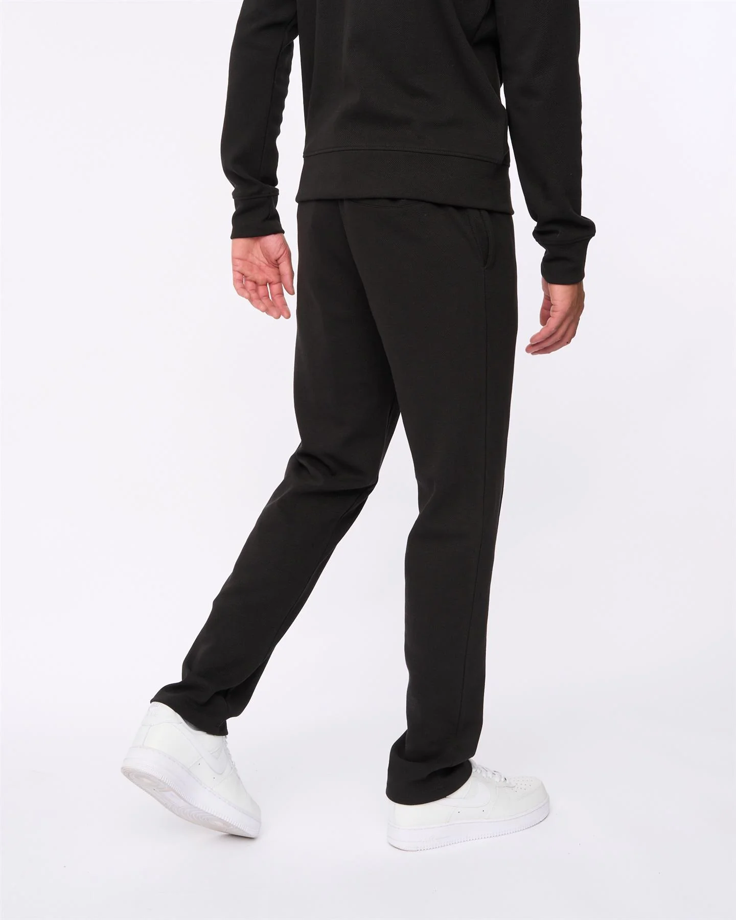 Tames Joggers Black - Image 4