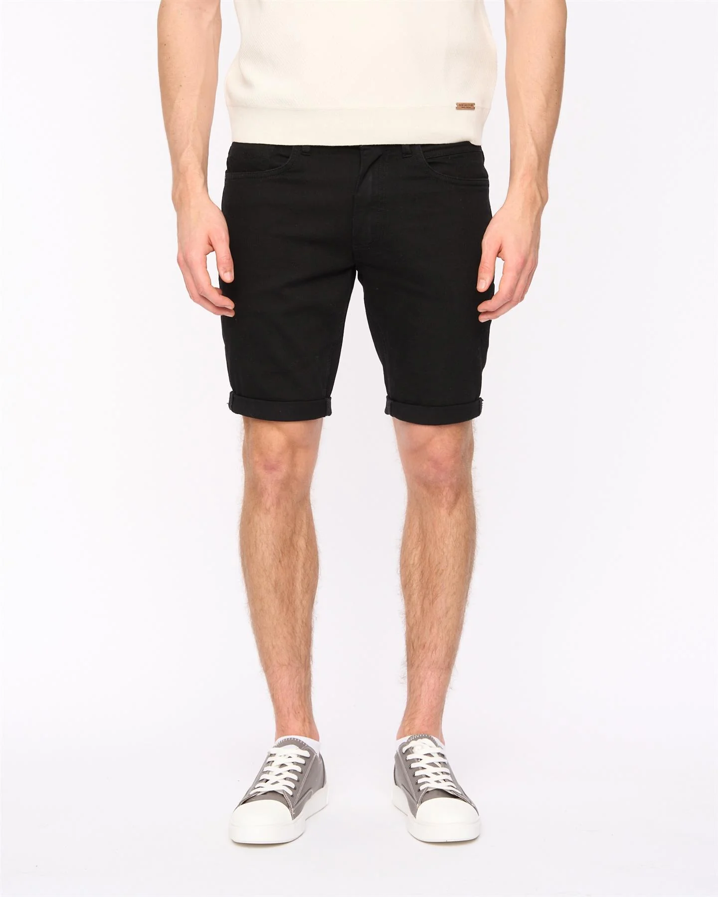 Zeki Shorts Black