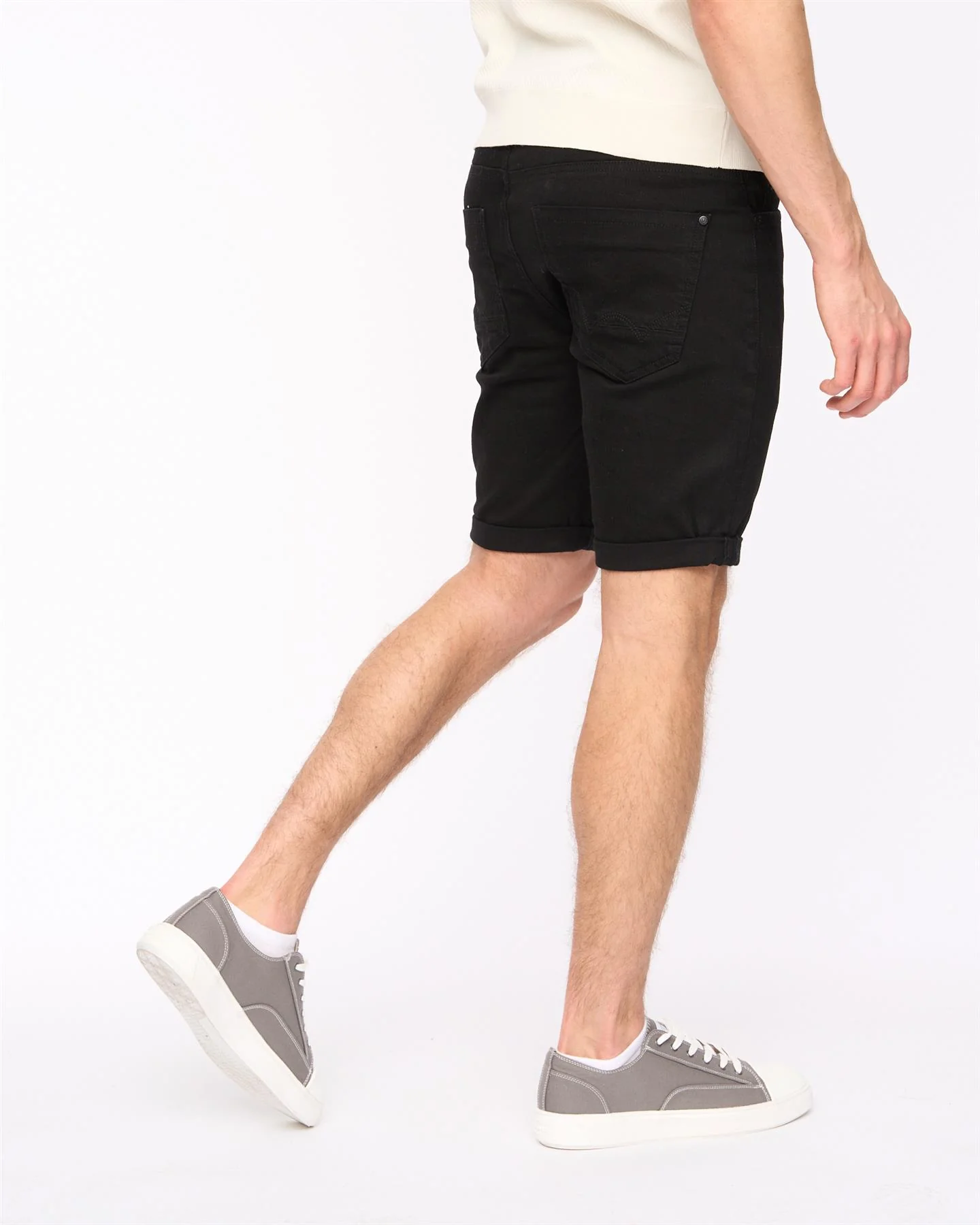 Zeki Shorts Black - Image 4