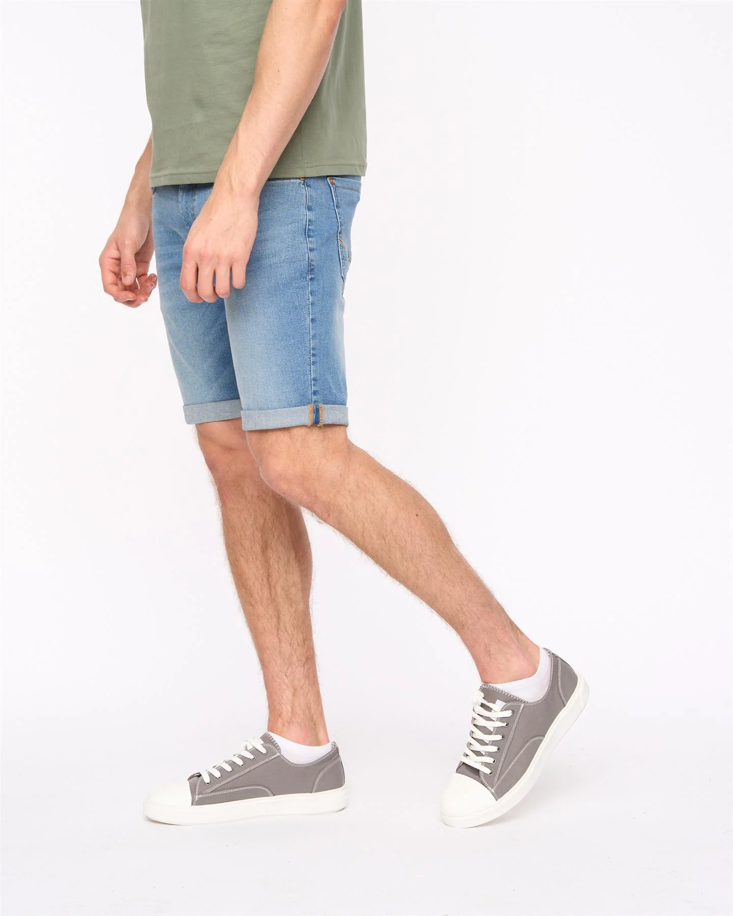 Zeki Shorts Light Wash - Image 2